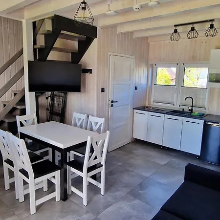 Nadmorskie Tycjanowo Ferienhaus *